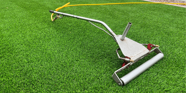 synthetic turf cleaners, synthetic turf cleaning products, how to clean synthetic turf